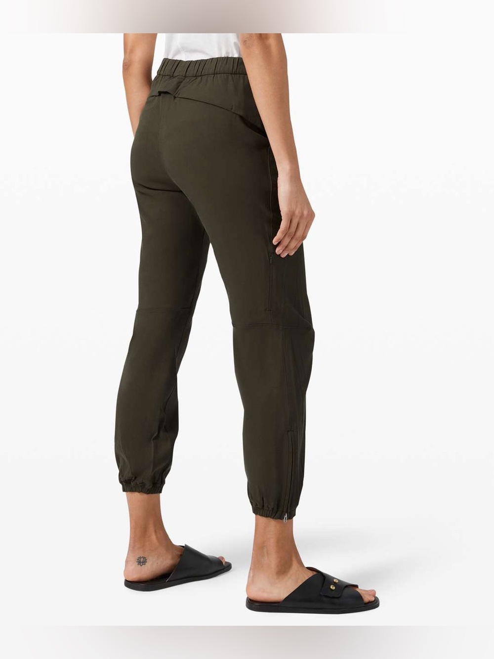 Lululemon Essential Affinity Mid Rise Jogger 4